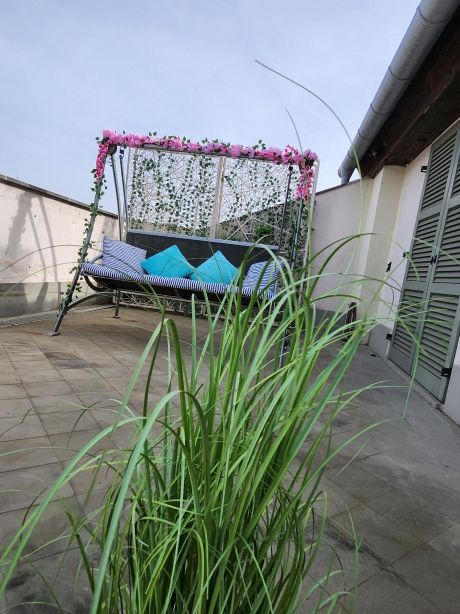 Central, Big Terrace, Near River تيميشورا المظهر الخارجي الصورة